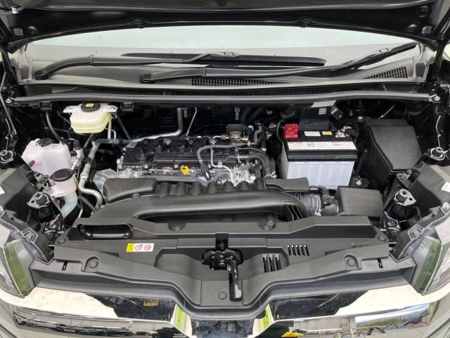 Toyota NOAH 2023-06 27267-19