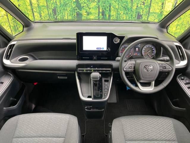 Toyota NOAH 2023-06 27267-1