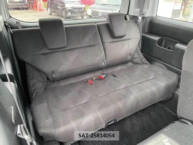 Honda e 2011-09 226933-16