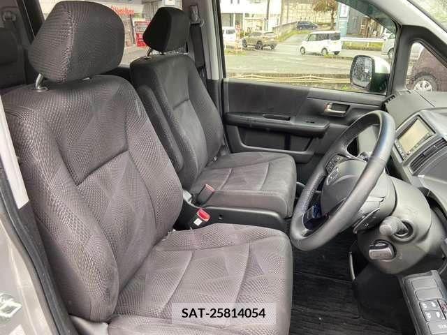 Honda e 2011-09 226933-14