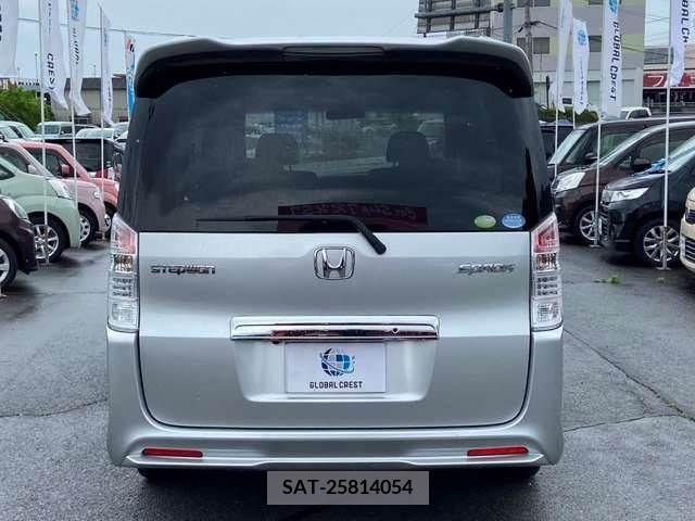 Honda e 2011-09 226933-6