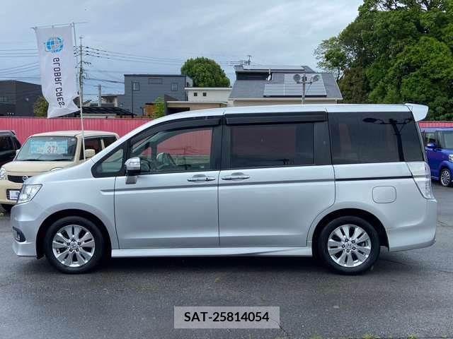 Honda e 2011-09 226933-2