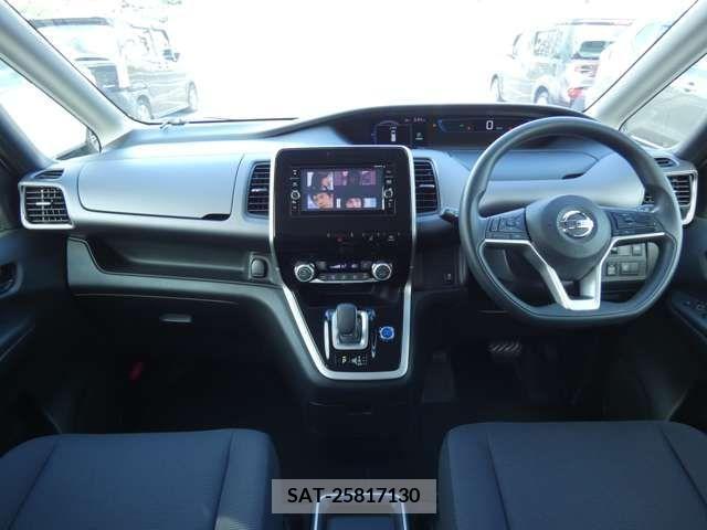 Nissan SERENA 2018-01 201398-1