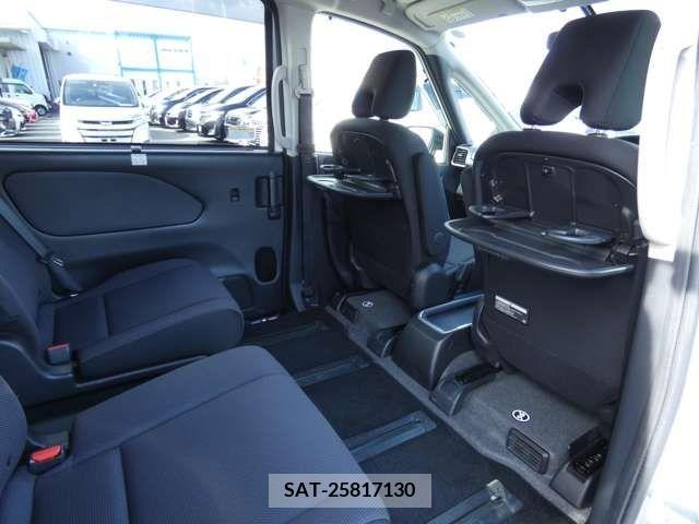 Nissan SERENA 2018-01 201398-25