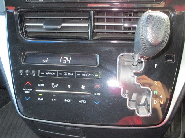 Toyota ESTIMA 2016-11 29184-15