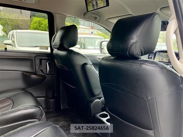 Nissan ELGRAND 2019-07 316303-12