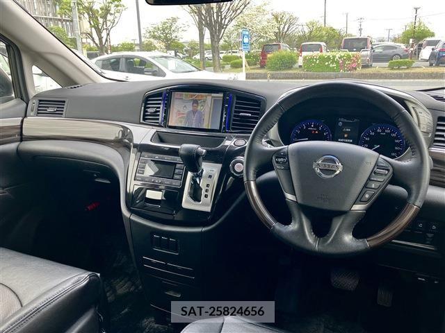 Nissan ELGRAND 2019-07 316303-10