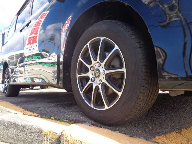 Toyota VOXY 2008-09 182061-15