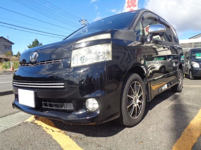 Toyota VOXY 2008-09 182061-0