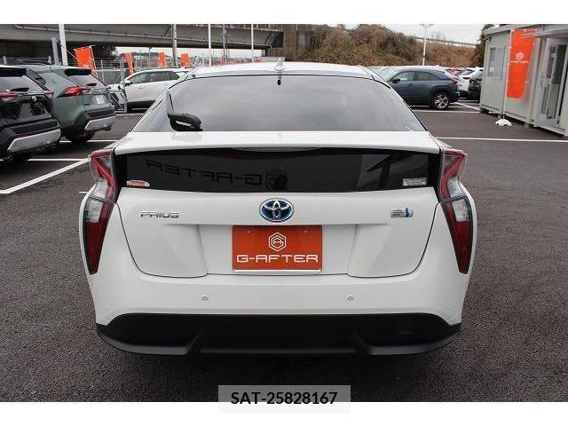 Toyota PRIUS 2016-01 223954-7