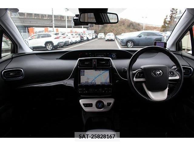 Toyota PRIUS 2016-01 223954-12