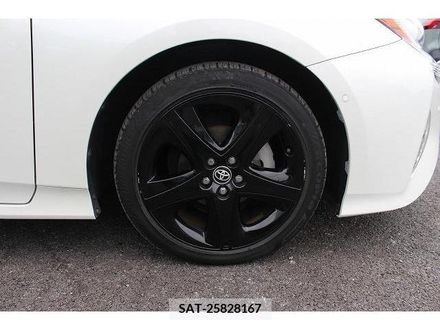 Toyota PRIUS 2016-01 223954-11