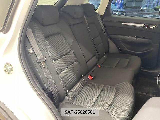 Mazda CX-5 2017-06 295723-9