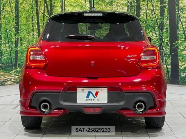 Suzuki SWIFT 2022-09 242304-15