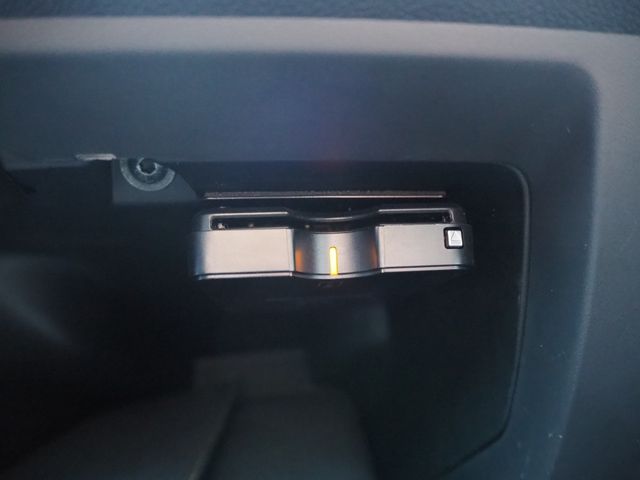Renault LUTECIA 2016-11 12592-19