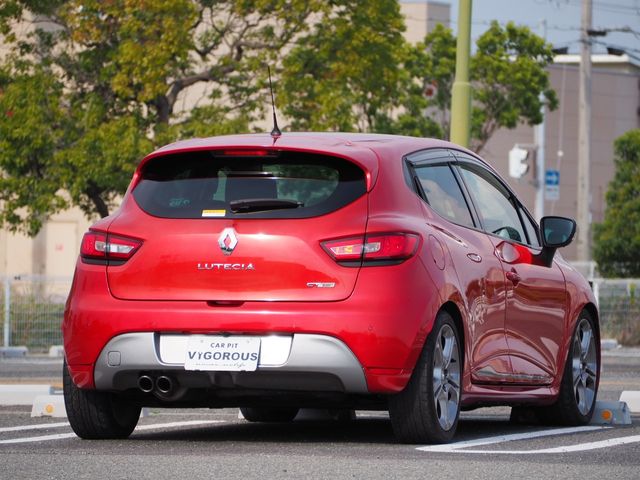 Renault LUTECIA 2016-11 12592-12