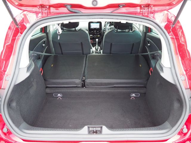 Renault LUTECIA 2016-11 12592-24