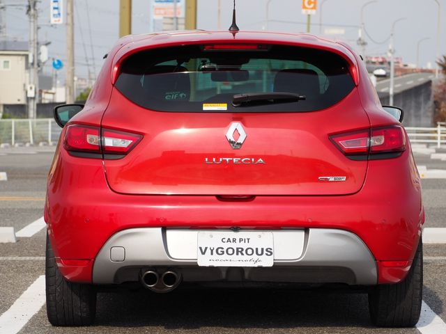 Renault LUTECIA 2016-11 12592-11