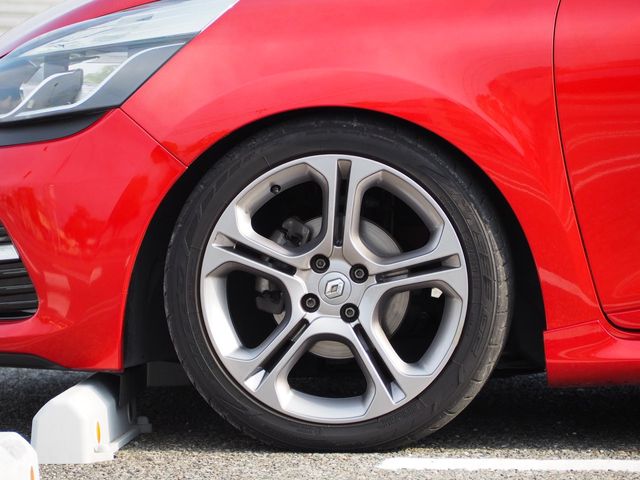 Renault LUTECIA 2016-11 12592-9