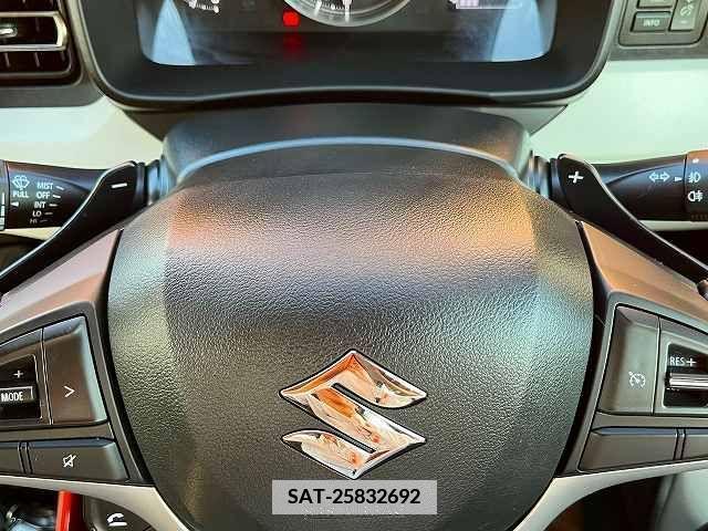 Suzuki IGNIS 2016-11 344881-11