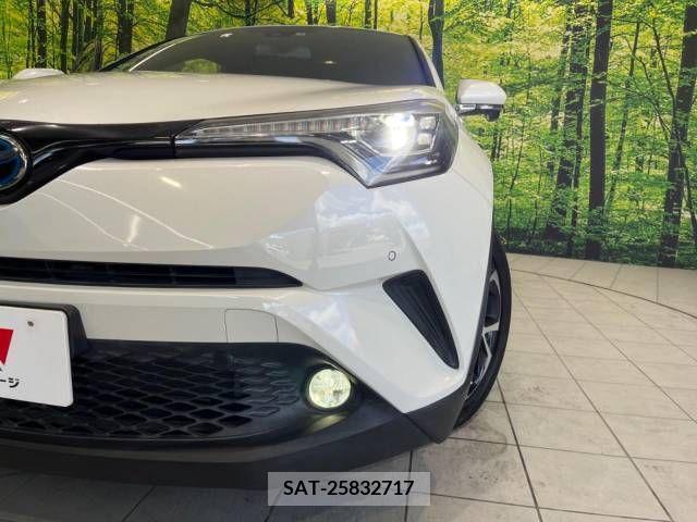 Toyota C-HR 2017-08 357775-11