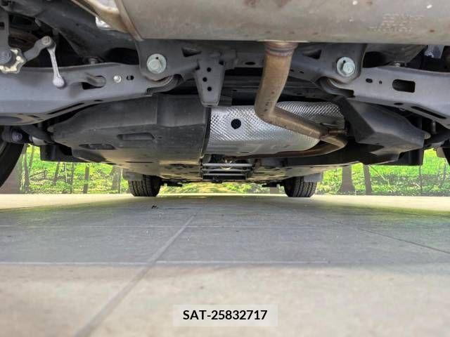 Toyota C-HR 2017-08 357775-19