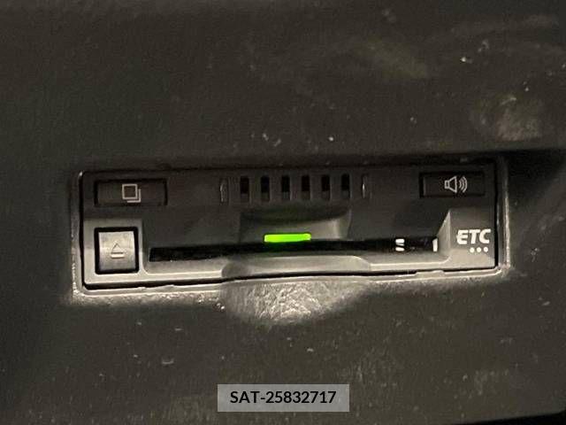 Toyota C-HR 2017-08 357775-7