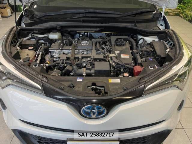 Toyota C-HR 2017-08 357775-18