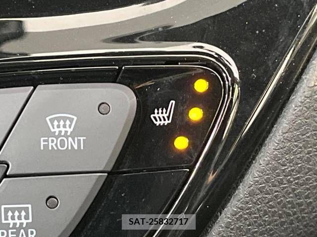 Toyota C-HR 2017-08 357775-6