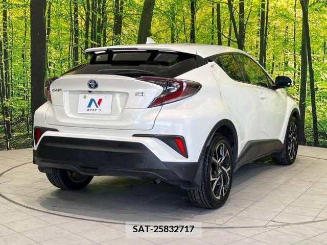 Toyota C-HR 2017-08 357775-17