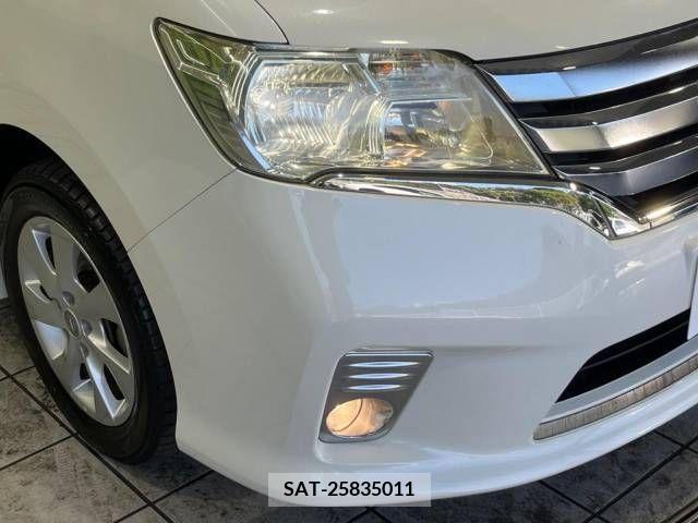 Nissan SERENA 2011-07 367741-13