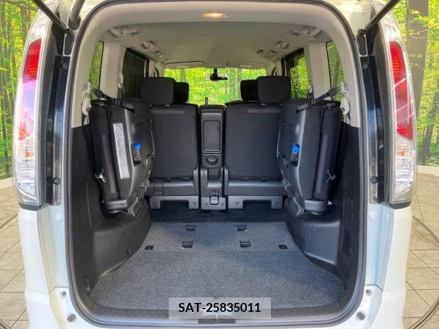 Nissan SERENA 2011-07 367741-11