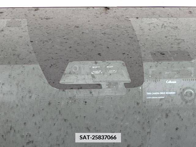 Toyota VOXY 2021-10 385163-3