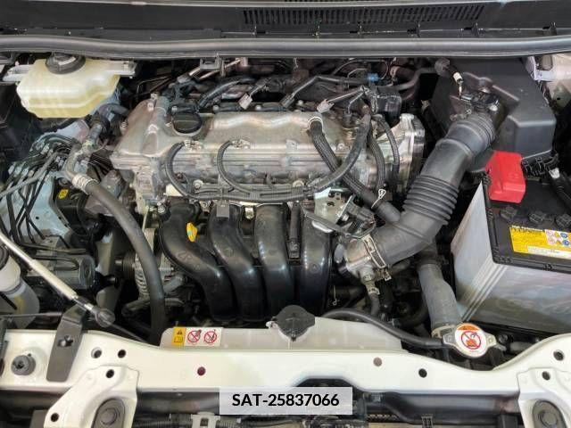Toyota VOXY 2021-10 385163-18