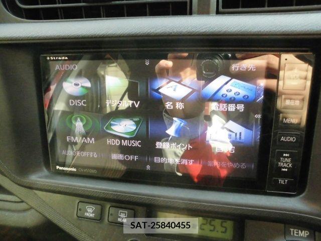 Toyota AQUA 2012-11 255906-11
