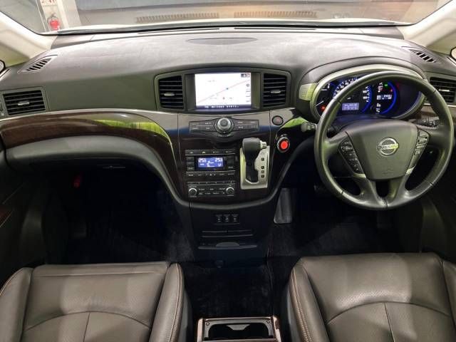 Nissan ELGRAND 2011-11 186435-1