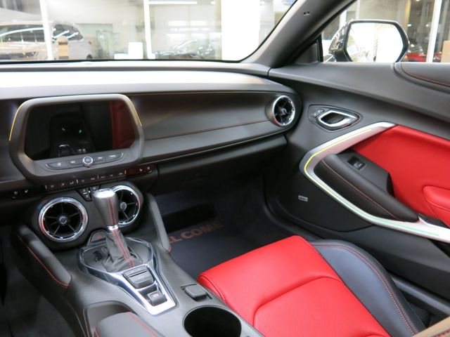 Chevrolet CAMARO 2019-08 25245-28