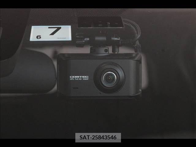 Toyota AQUA 2017-07 328979-5