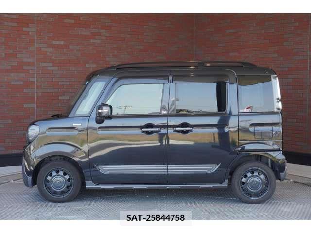 Suzuki SPACIA 2019-03 374700-1