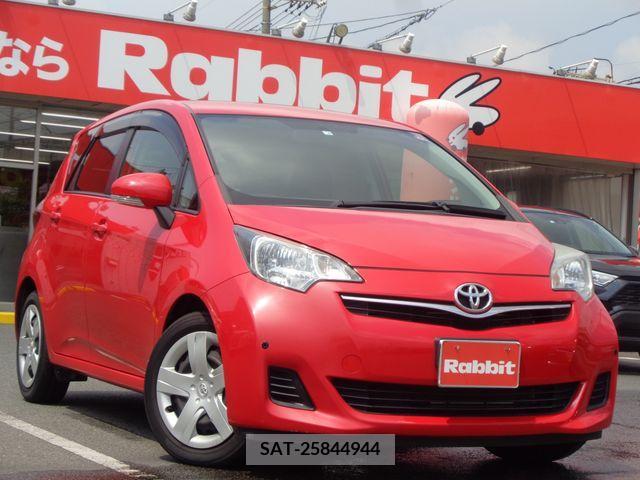 Toyota RACTIS 2012-04 366863-0