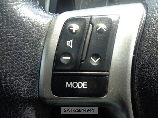 Toyota RACTIS 2012-04 366863-22