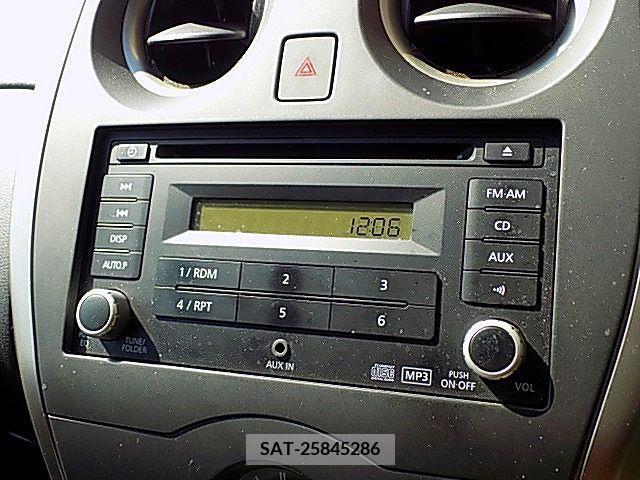 Nissan NOTE 2014-09 215064-5