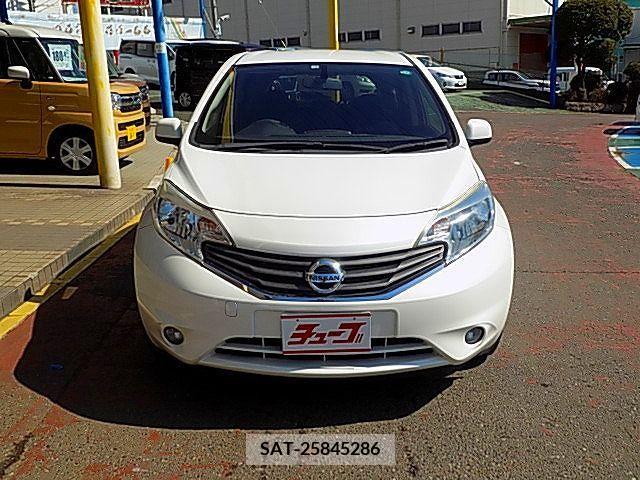 Nissan NOTE 2014-09 215064-12
