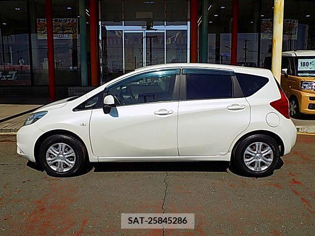 Nissan NOTE 2014-09 215064-13