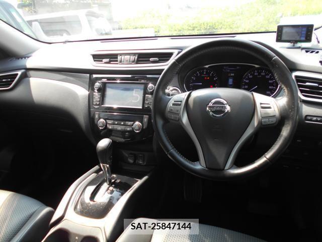 Nissan X-TRAIL 2015-08 371249-5