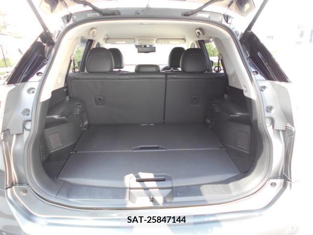 Nissan X-TRAIL 2015-08 371249-10