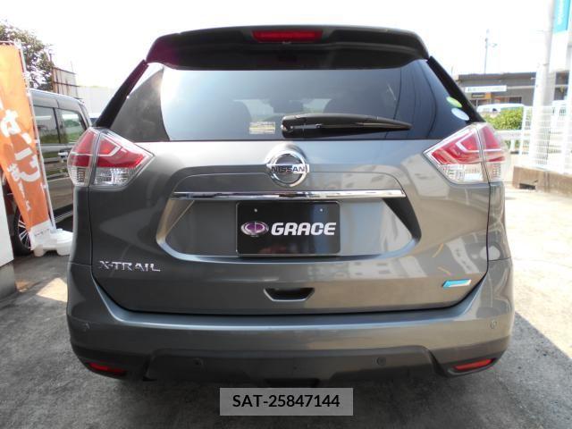Nissan X-TRAIL 2015-08 371249-4