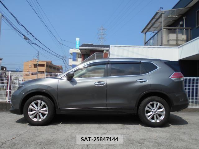 Nissan X-TRAIL 2015-08 371249-3
