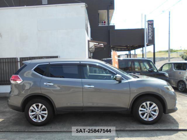 Nissan X-TRAIL 2015-08 371249-2