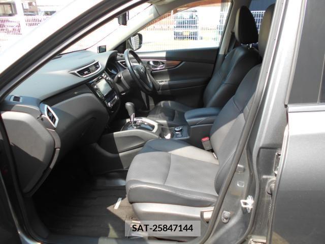 Nissan X-TRAIL 2015-08 371249-7